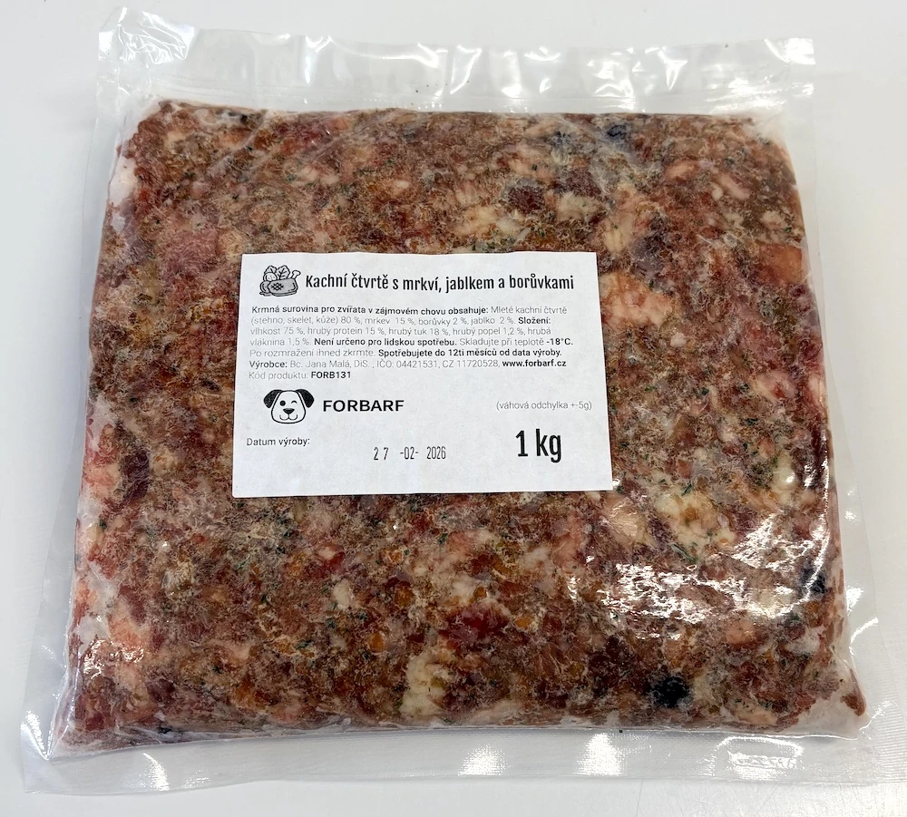 Forbarf | Kachní čtvrtě s mrkví, jablkem a borůvkami 1 kg